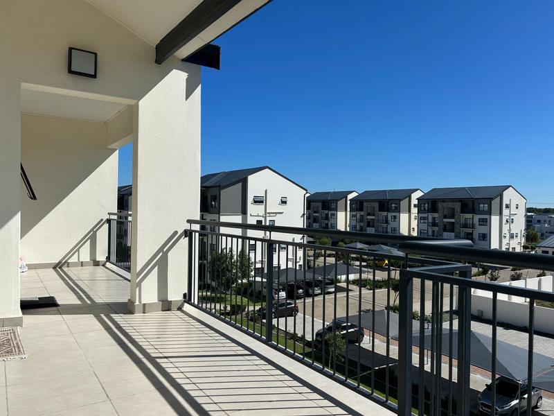 To Let 1 Bedroom Property for Rent in Sandown Western Cape
